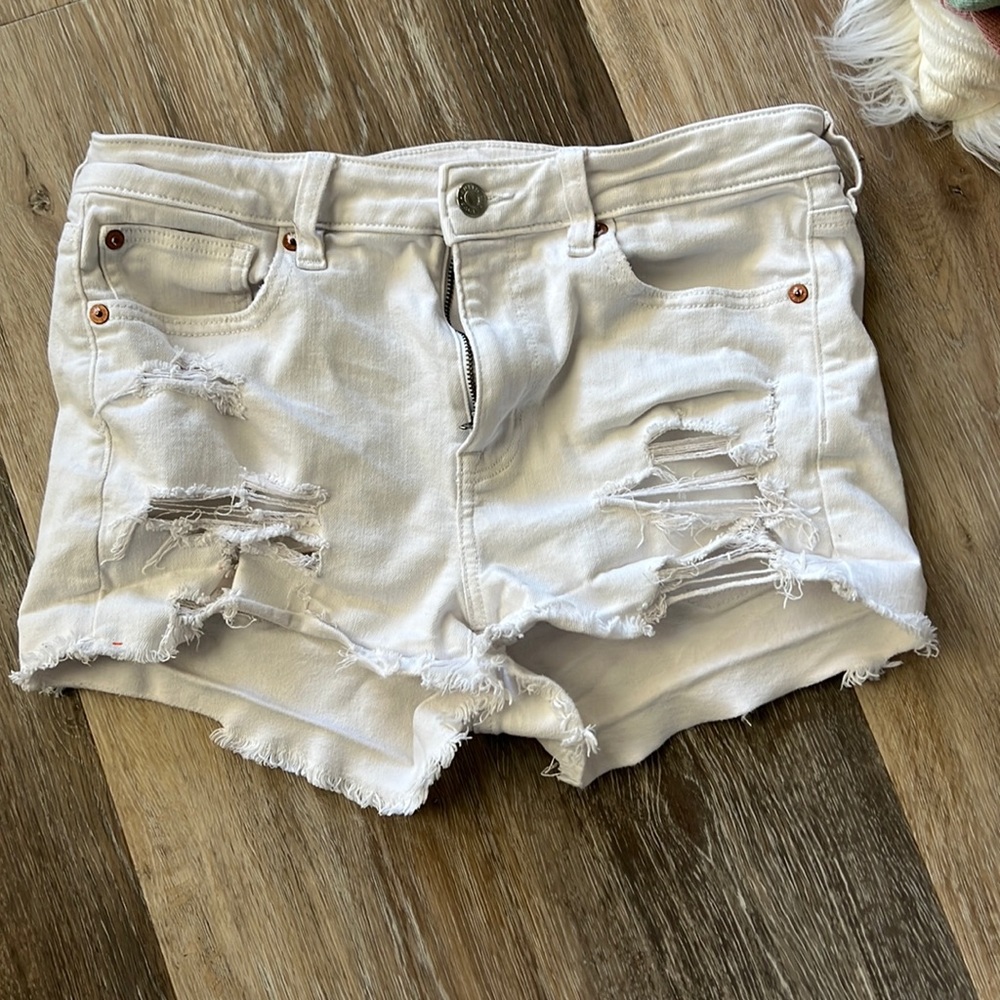 AE white shorts